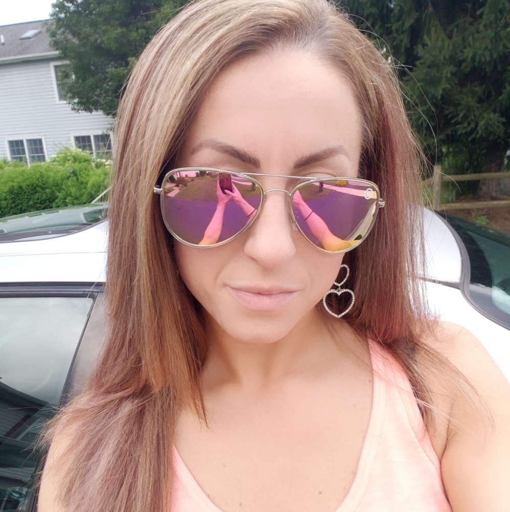 Meet your Posher, Tara